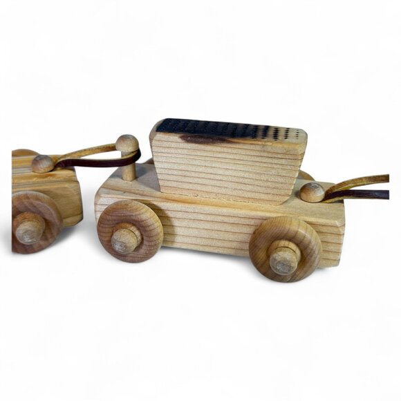 Vintage Handmade Wooden Toy Train Set – Engine & 4 Cars Natural Wood - Picture 5 of 11